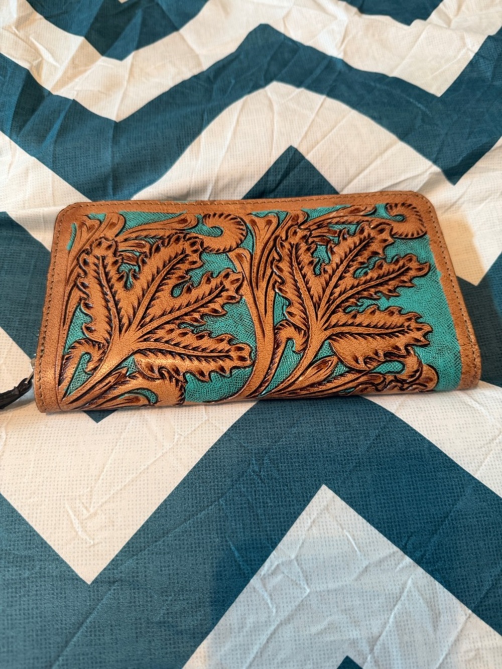 Tooled Leather Floral Wallet in Turquoise